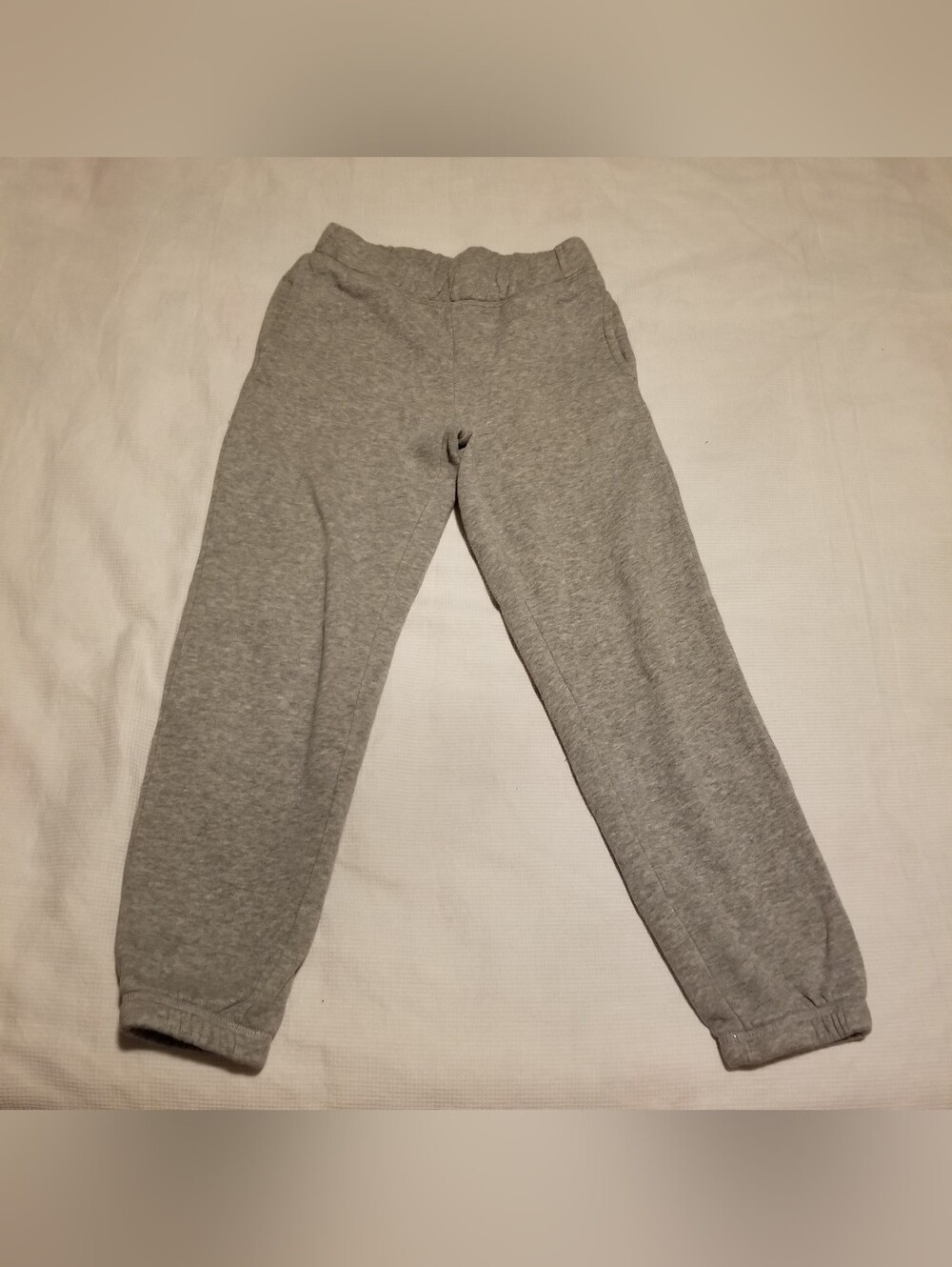 art class Kid's Medium Grey Fleece Knit Jogger Sweatpants With Elastic Waistband